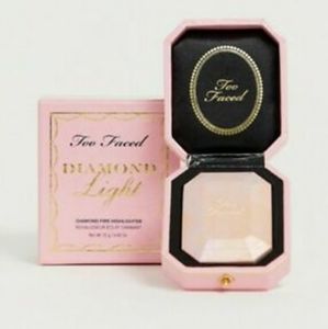 Too Faced diamond light highlighter